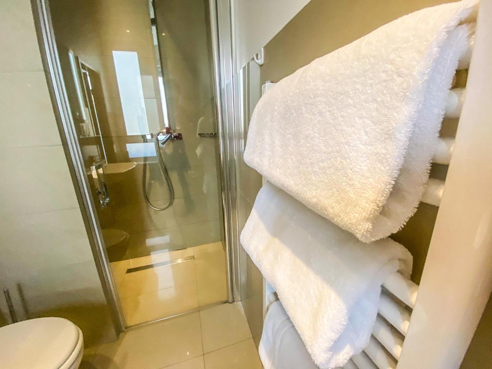 Hotel Waldschloesschen มึลไฮม์ อันแดร์ รัวร์ ภายนอก รูปภาพ