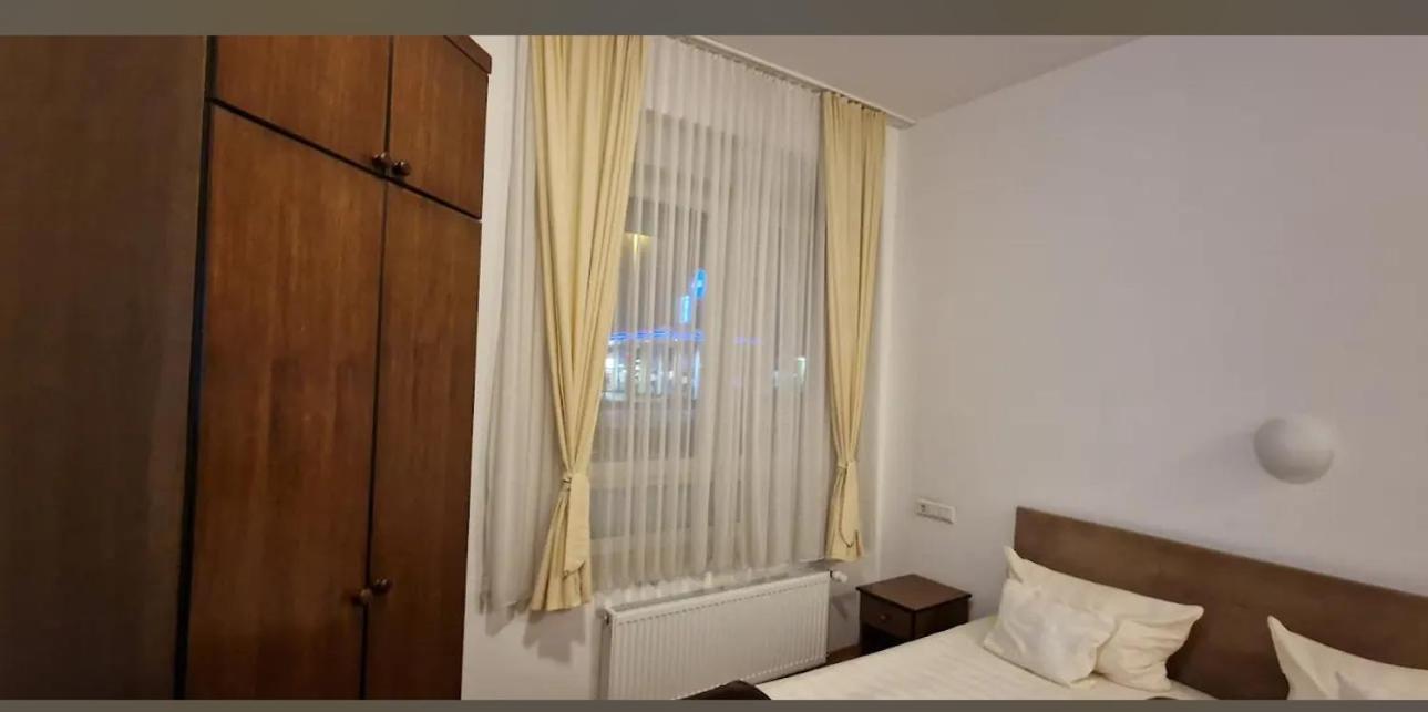 Hotel Waldschloesschen มึลไฮม์ อันแดร์ รัวร์ ภายนอก รูปภาพ