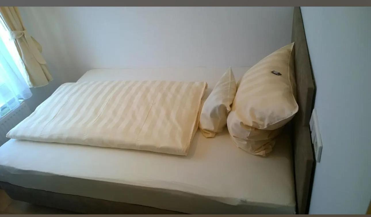 Hotel Waldschloesschen มึลไฮม์ อันแดร์ รัวร์ ภายนอก รูปภาพ