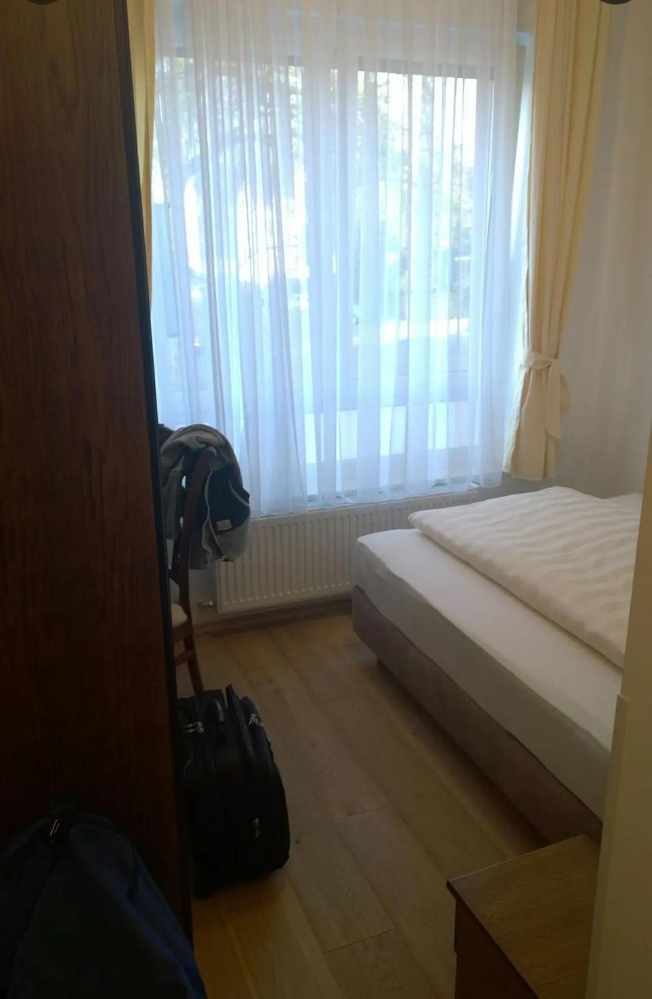Hotel Waldschloesschen มึลไฮม์ อันแดร์ รัวร์ ภายนอก รูปภาพ
