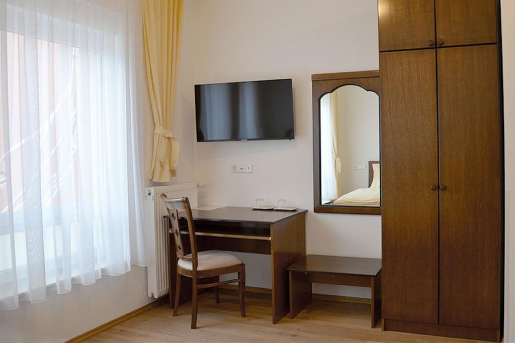 Hotel Waldschloesschen มึลไฮม์ อันแดร์ รัวร์ ภายนอก รูปภาพ