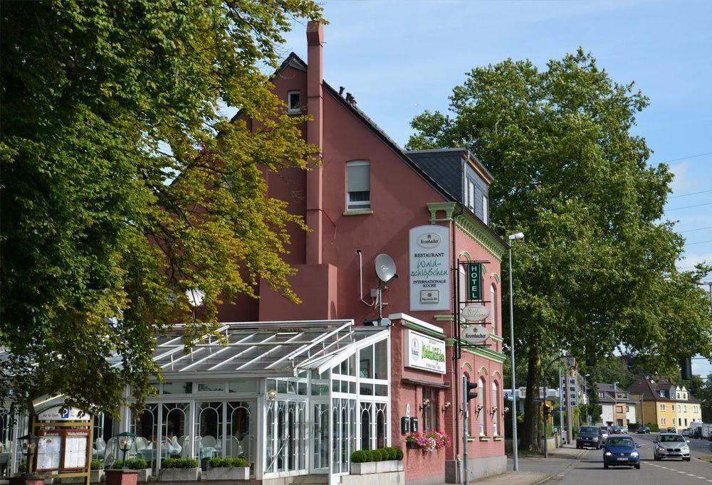 Hotel Waldschloesschen มึลไฮม์ อันแดร์ รัวร์ ภายนอก รูปภาพ